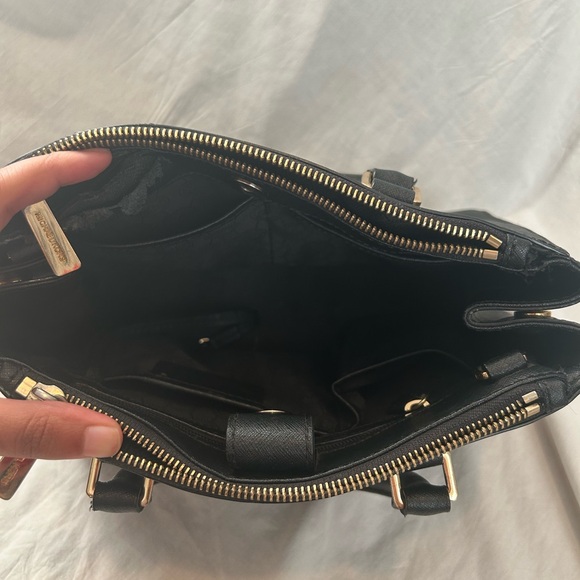 Michael Kors Black (REHAB) Bag - Picture 3 of 8